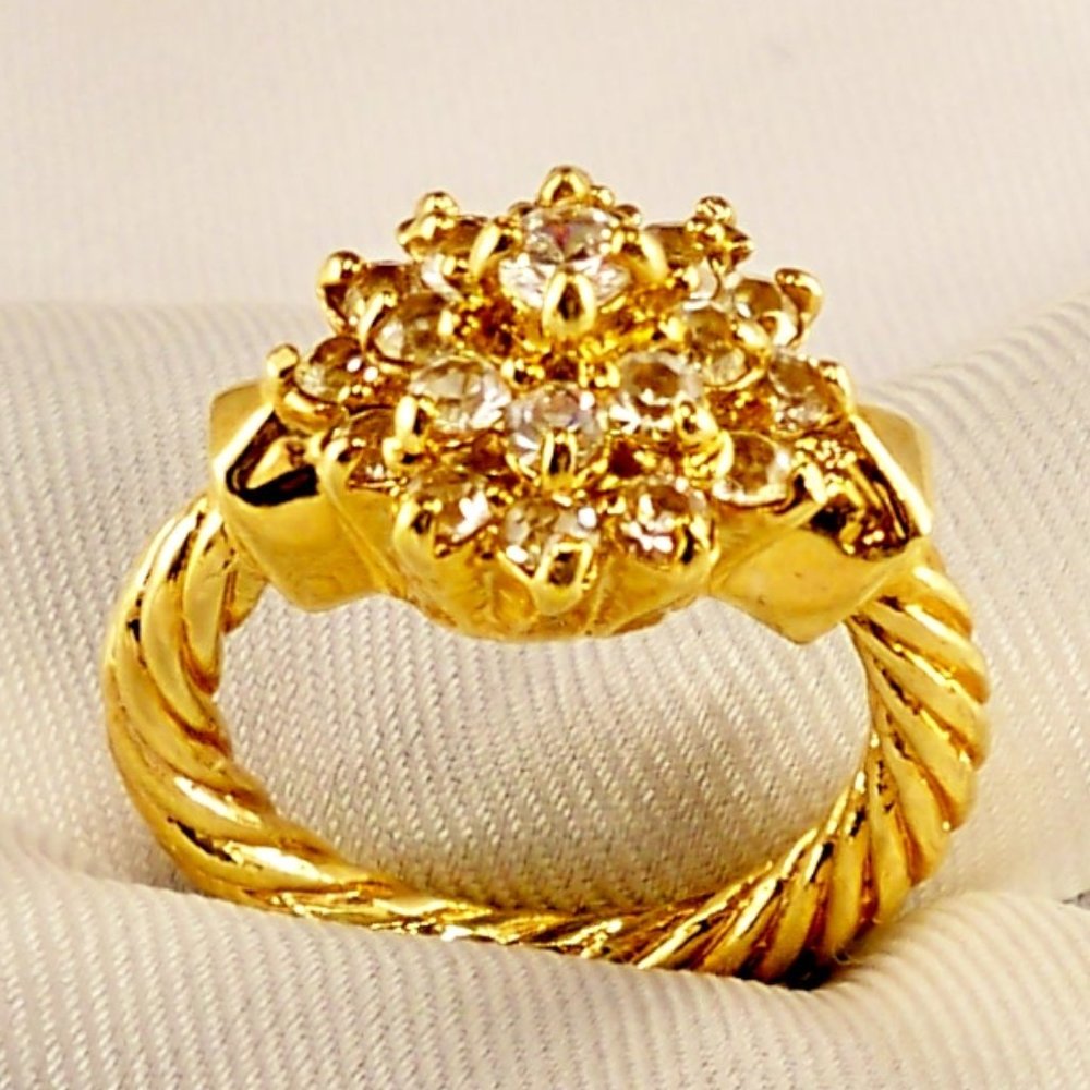 Round Cut Cubic Zirconias Solid *K Gold Vintage Rope Ring
